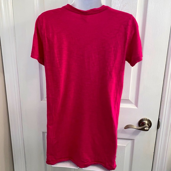 VICTORIA’S SECRET PINK Love you, Love Pink V Neck Sequined Tee Shirt Sz M - Picture 2 of 3